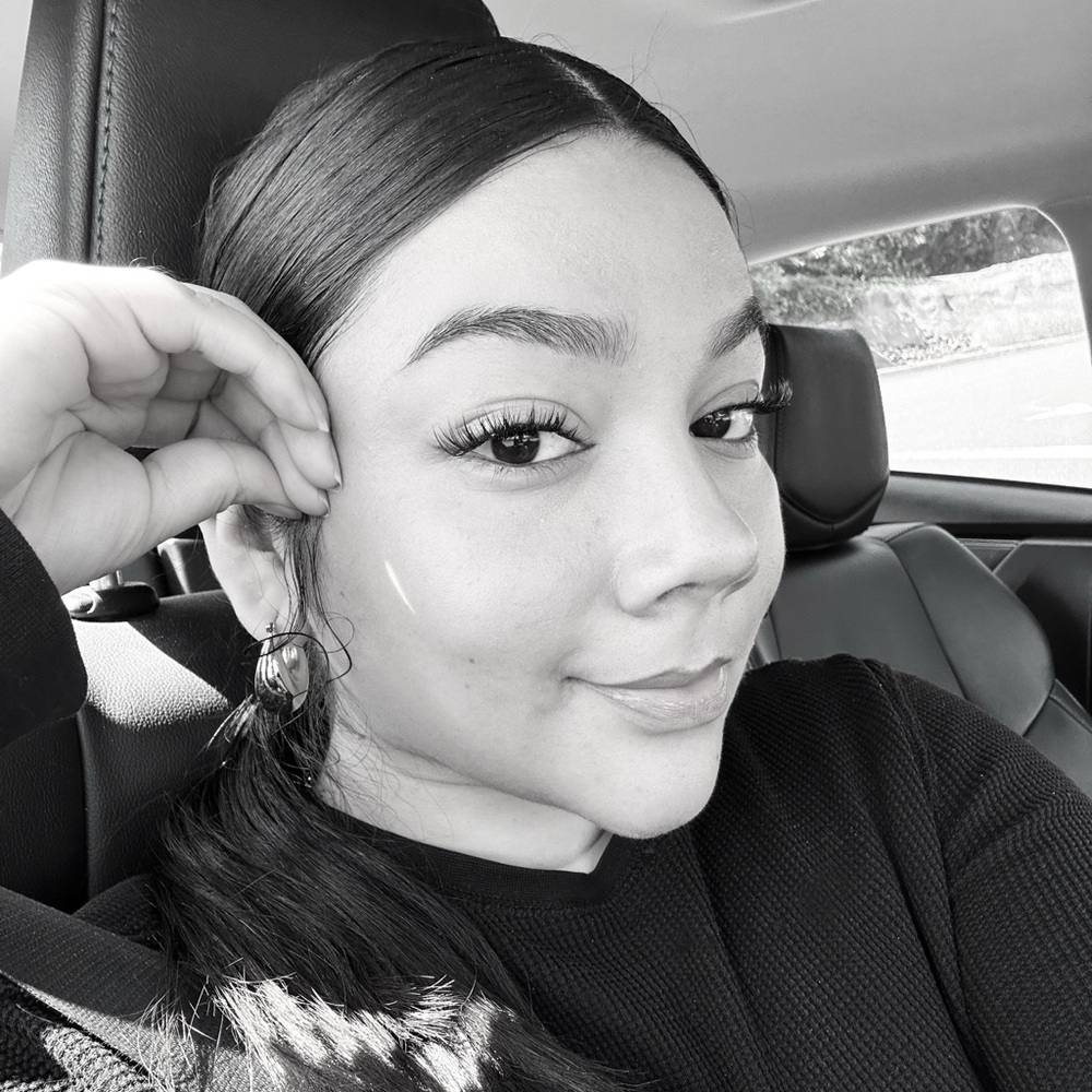 Meet your Posher, Esperanza